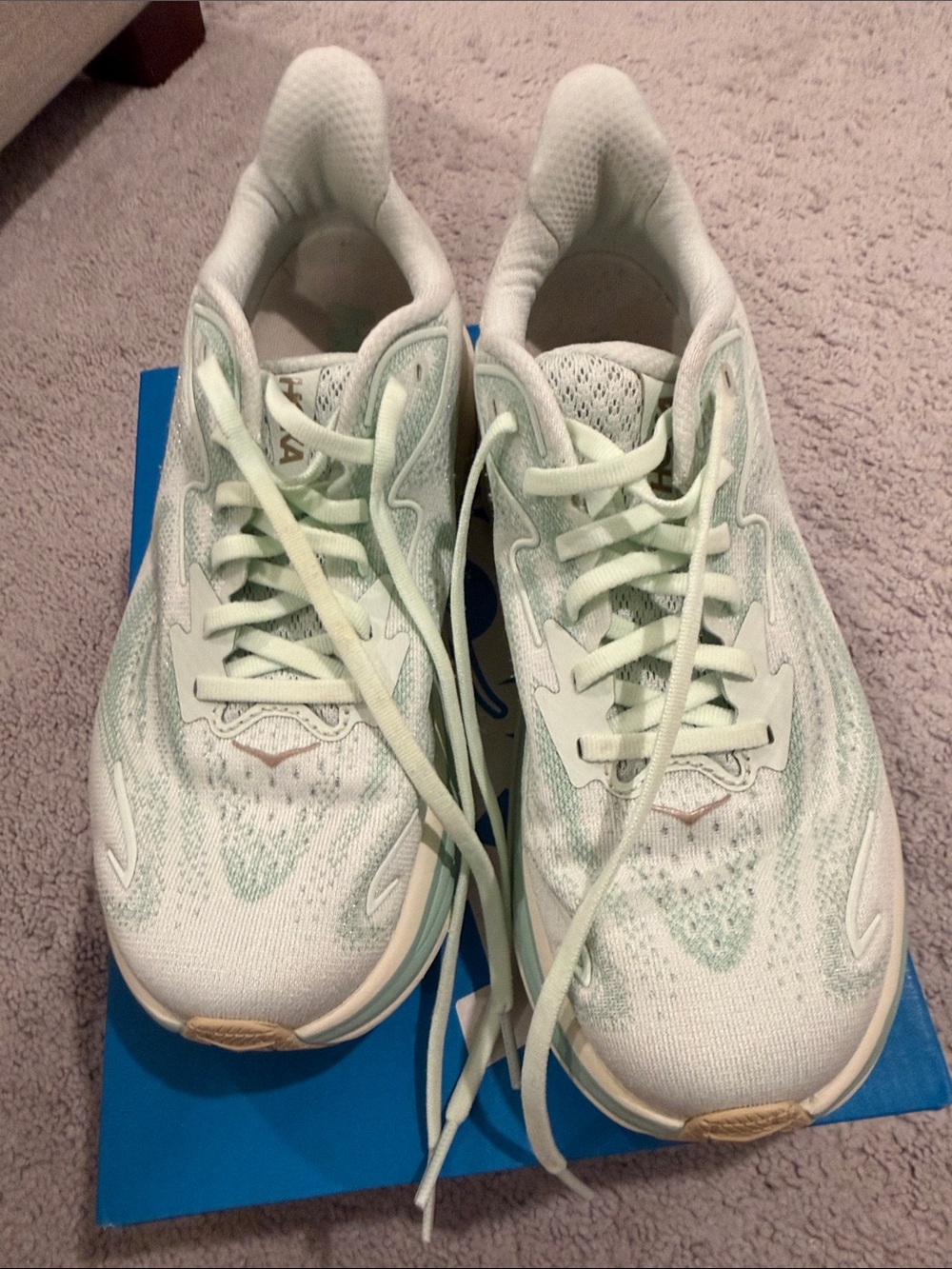 Hoka Women's Clifton 10, Size 7, Mint Green Cushioned Athletic Shoe - Picture 11 of 12